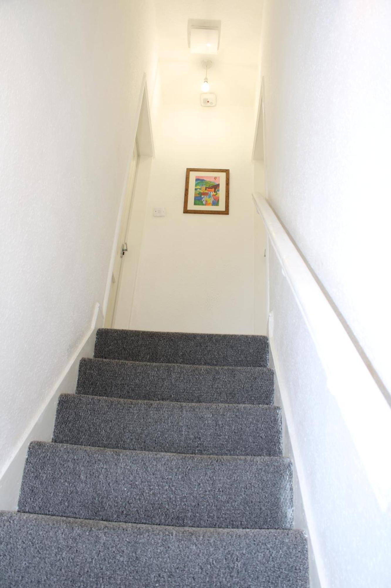 F2S Serviced Apartments 2Bedroom Terrace House With Free Wifi Netflix Suitable For Contractors Walking Distance To Train Station Derby Bagian luar foto