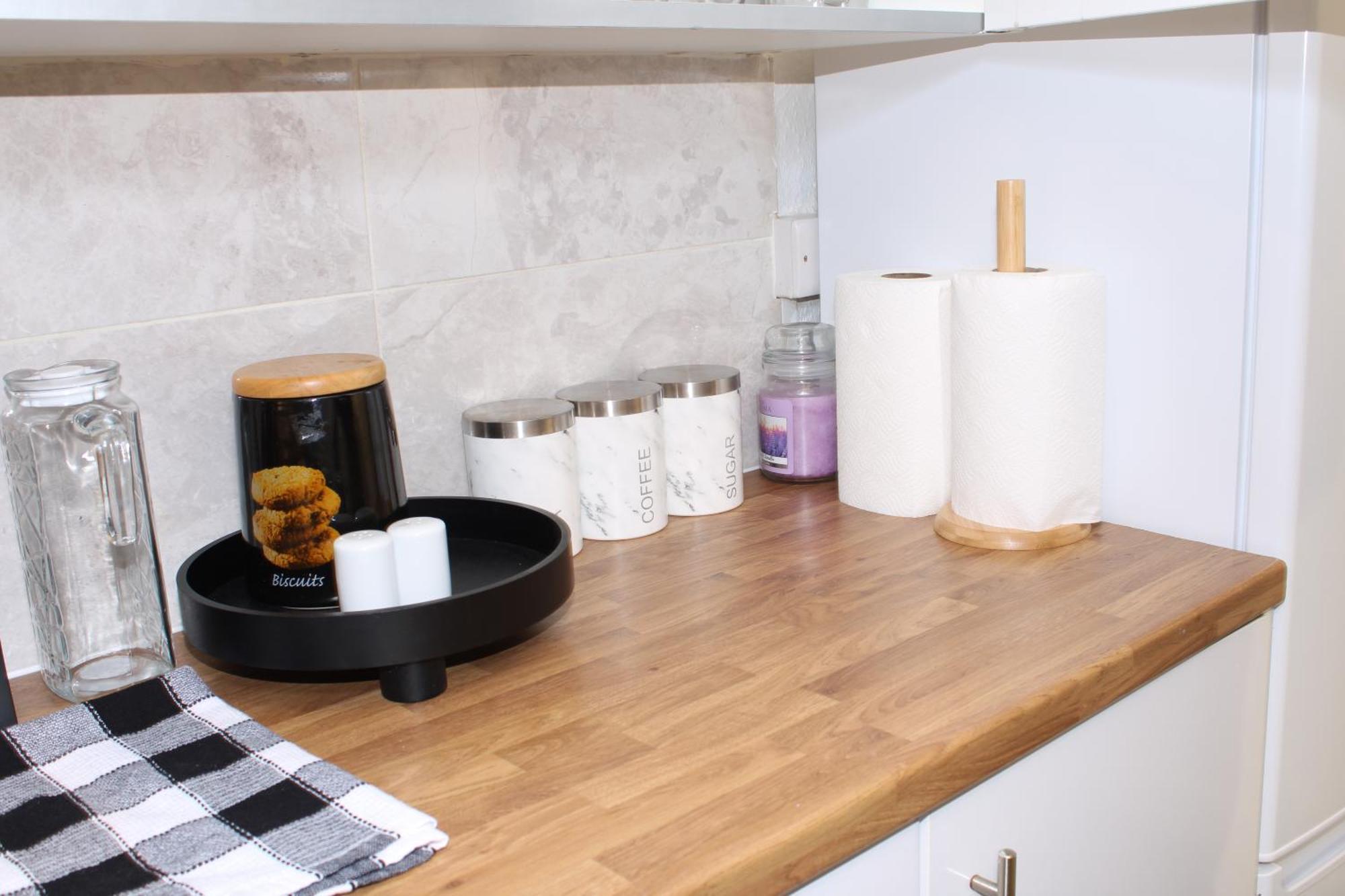 F2S Serviced Apartments 2Bedroom Terrace House With Free Wifi Netflix Suitable For Contractors Walking Distance To Train Station Derby Bagian luar foto